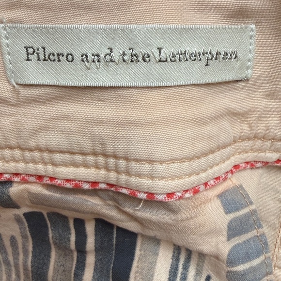 Pilcro and the Letterpress Anthropologie
Cargo mini skirt with A-line fit - Picture 5 of 6